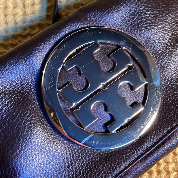 Tory Burch chocolate brown purse - Picture 3 of 7